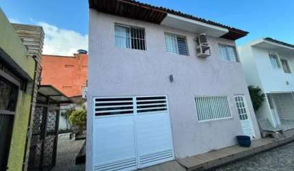 Imóvel para venda possui 190 metros quadrados com 4 quartos em Várzea - Recife - PE