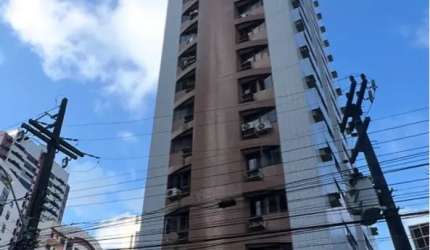 Apartamento com 3 Quartos e 2 banheiros à Venda, 95 m² por R$ 490.000