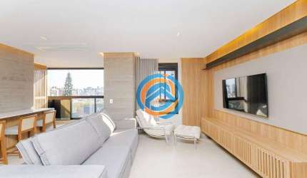 Apartamento novo e decorado de 92m² com 1 quarto e 2 vagas no São Francisco