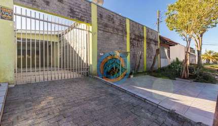 Casa a venda no Sítio Cercado