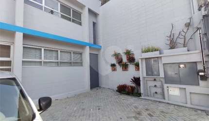 Prédio inteiro para locação em Santo Amaro - SP
