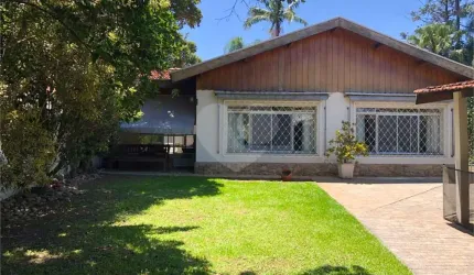 Casa térrea com 3 quartos à venda em Jardim Petrópolis - SP