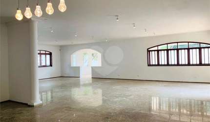 Casa com 4 quartos à venda em Interlagos - SP