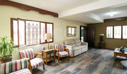 Casa com 4 quartos à venda em Jardim Umuarama - SP