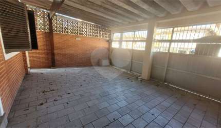 Casa térrea com 2 quartos à venda em Socorro - SP