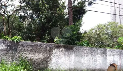 Terreno à venda em Vila Anhangüera - SP