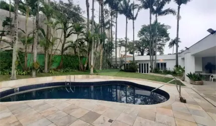 Casa com 4 quartos para locação em Jardim Dos Estados - SP