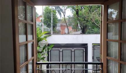 Sobrado com 4 quartos à venda em Jardim Prudência - SP