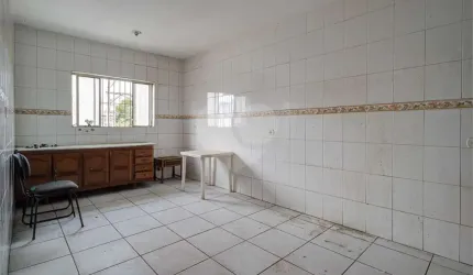 Prédio inteiro à venda em Jurubatuba - SP
