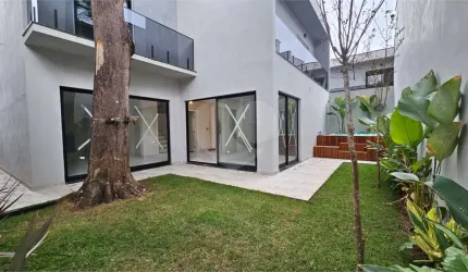 Condomínio com 4 quartos à venda em Jardim Petrópolis - SP