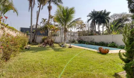 Casa com 5 quartos à venda ou para locação em Interlagos - SP