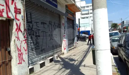 Terreno à venda em Santo Amaro - SP
