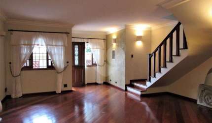 Sobrado com 3 quartos à venda em Jardim Petrópolis - SP