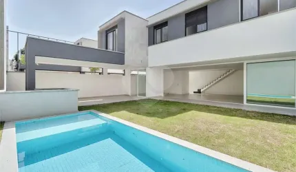 Condomínio com 4 quartos à venda em Campo Belo - SP