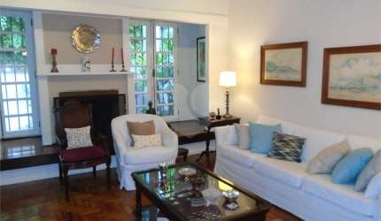 Casa com 4 quartos à venda em Granja Julieta - SP