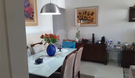Apartamento com 3 quartos à venda em Jardim Itapeva - SP