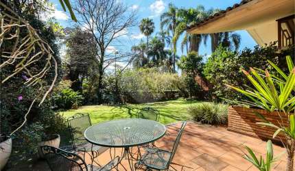 Casa com 4 quartos à venda em Jardim Cordeiro - SP