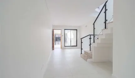 Sobrado com 3 quartos à venda em Jardim Ernestina - SP