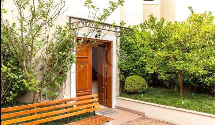 Condomínio com 4 quartos à venda em Jardim Petrópolis - SP