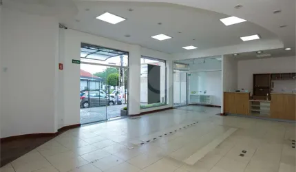 Prédio inteiro à venda ou para locação em Jardim Campo Grande - SP