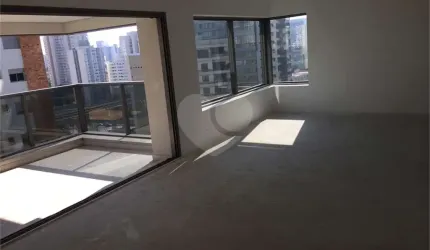 Apartamento com 3 quartos à venda em Campo Belo - SP