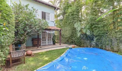 Sobrado com 4 quartos à venda em Jardim Petrópolis - SP