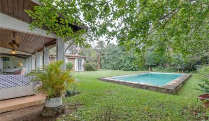 Casa térrea com 3 quartos à venda em Jardim Cordeiro - SP