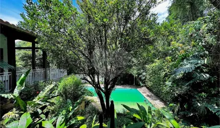 Casa com 4 quartos à venda em Interlagos - SP