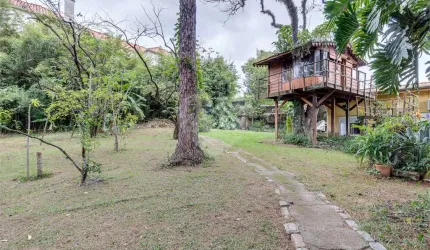 Casa térrea com 5 quartos à venda ou para locação em Vila Nova Caledônia - SP
