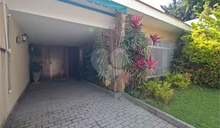 Casa térrea com 3 quartos à venda em Brooklin Paulista - SP