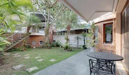 Casa com 4 quartos à venda em Jardim Petrópolis - SP