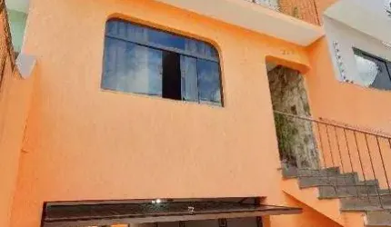 Sobrado com 3 dormitórios à venda, 221 m² por R$ 850.000,00 - Parque Jaçatuba - Santo André/SP