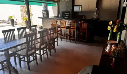 Rancho com 3 dormitórios à venda, 260 m² por R$ 980.000 - Condomínio Lago e Sol - Fronteira/MG