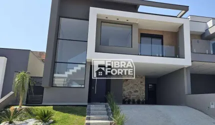 Casa à venda em condomínio em Valinhos.