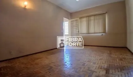 Casa com Edicula Jardim dos Oliveiras