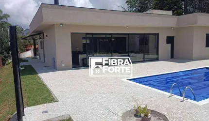 Casa no Clube de Campo Valinhos aceita imóvel na praia como parte de pagamento