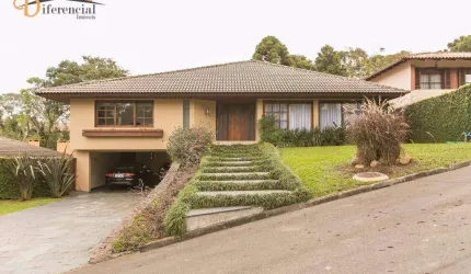 Casa à venda, 630 m² por R$ 3.680.000,00 - Santo Inácio - Curitiba/PR