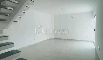 A venda, casa de fino acabamento / Próximo ao Park Shopping