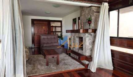 Casa a venda e locação em Macaé