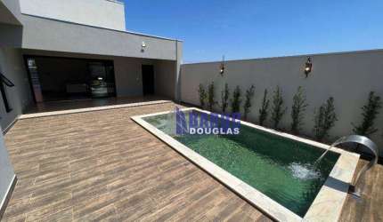 Vende-se Casa térrea com 3 suítes, com piscina e com  200m² construído, por R$ 1.260.000 - Bom Clima - Chapada dos Guimarães/MT