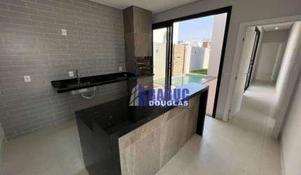 Vende-se Linda casa térrea com um Projeto Arquitetônico inteligente e interativo no Condomínio Primor das Torres, com 03 suítes, piscina com cascata.