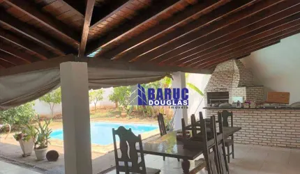 VENDE-SE CASA TÉRREA COM 4 SUÍTES + ESCRITÓRIO COM ACESSO INDEPENDENTE DA CASA,  ESCRITÓRIO COM 3 SALAS, LOCALIZADA NO BAIRRO BOA ESPERANÇA.