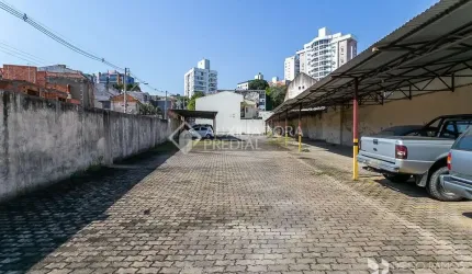 Terreno em condomínio fechado à venda na Avenida Mariland, 18, São João, Porto Alegre, 850 m2 por R$ 1.800.000