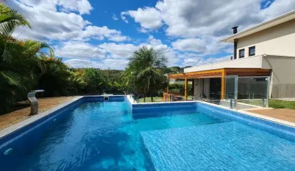 Casa a venda no Condominio Ipe Velho em Vinhedo.