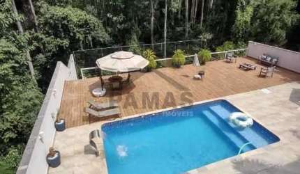Casa de alto padrao  em condominio fechado com 03 suites em Vinhedo