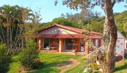 Casa terrea no Condominio Santa Fe em Vinhedo.