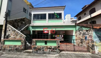 Casa com 8 dormitórios à venda, 220 m² por R$ 1.200.000,00 - Centro - Cabo Frio/RJ