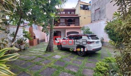 Casa com 5 dormitórios à venda, 200 m² por R$ 1.400.000,00 - Centro - Arraial do Cabo/RJ