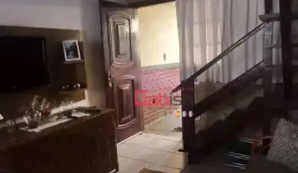 Casa com 3 dormitórios à venda, 70 m² por R$ 320.000,00 - Peró - Cabo Frio/RJ