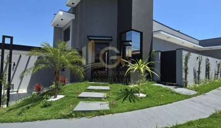 Casa Padrão á venda condomínio VILA YTU